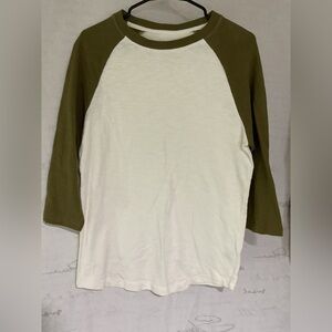 Merona size small men’s 3/4 sleeve shirt.